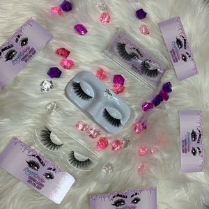 Lash strips